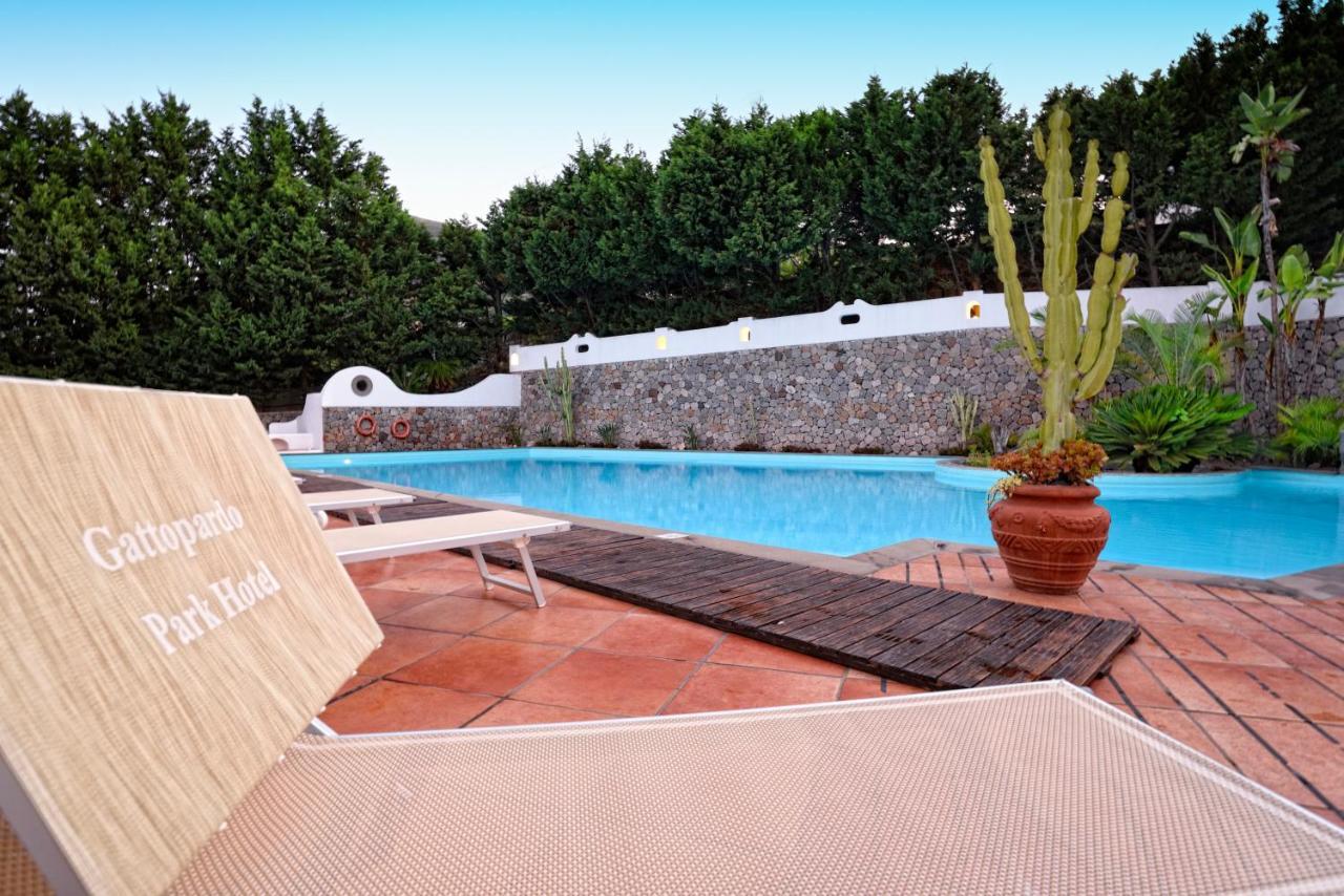 Pietra Pomice Hotel Липари Екстериор снимка