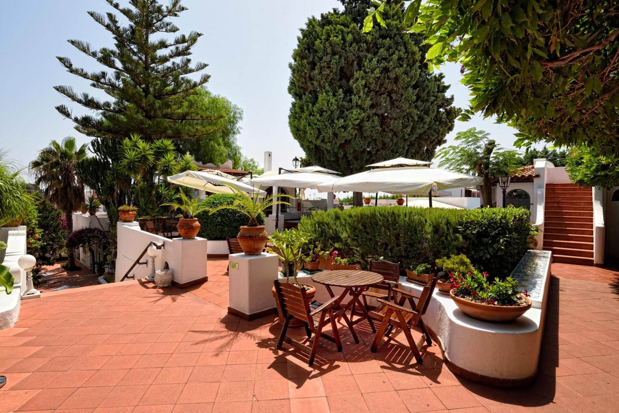 Pietra Pomice Hotel Липари Екстериор снимка