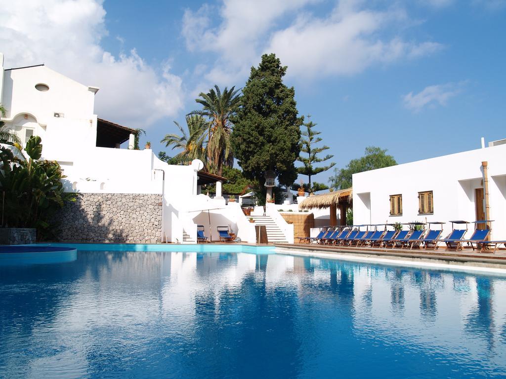 Pietra Pomice Hotel Липари Екстериор снимка