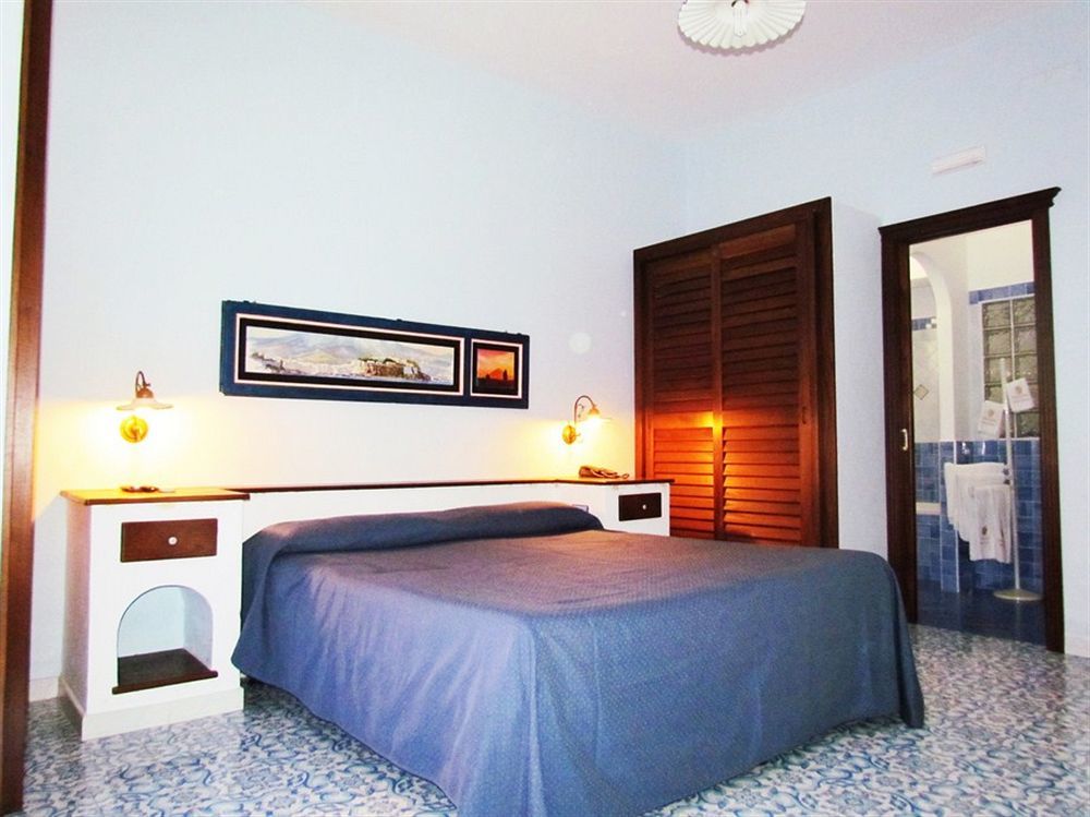 Pietra Pomice Hotel Липари Екстериор снимка