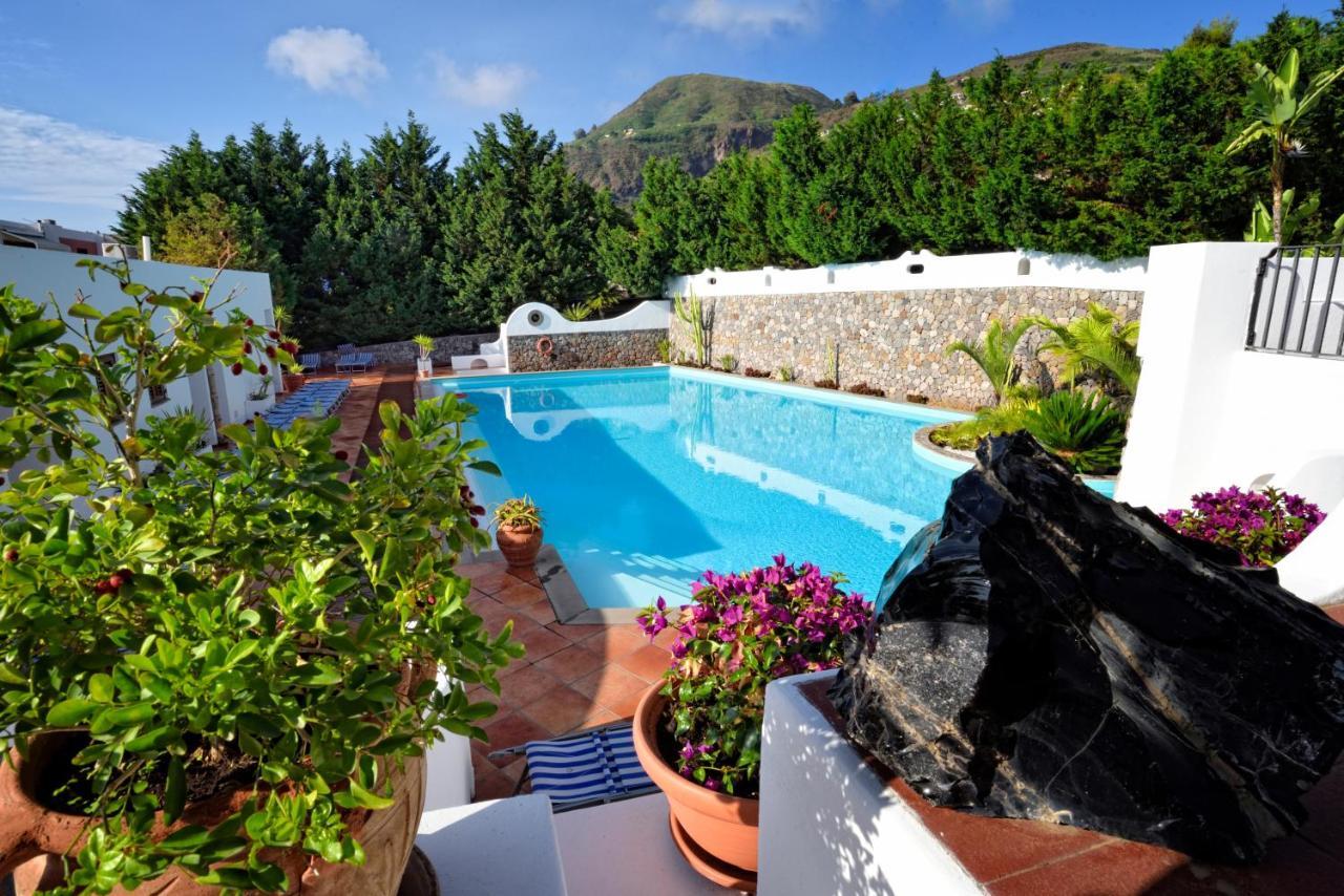 Pietra Pomice Hotel Липари Екстериор снимка